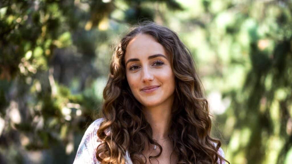 Coach sportif guidant une séance d’entraînement perte de poids à Montpellier